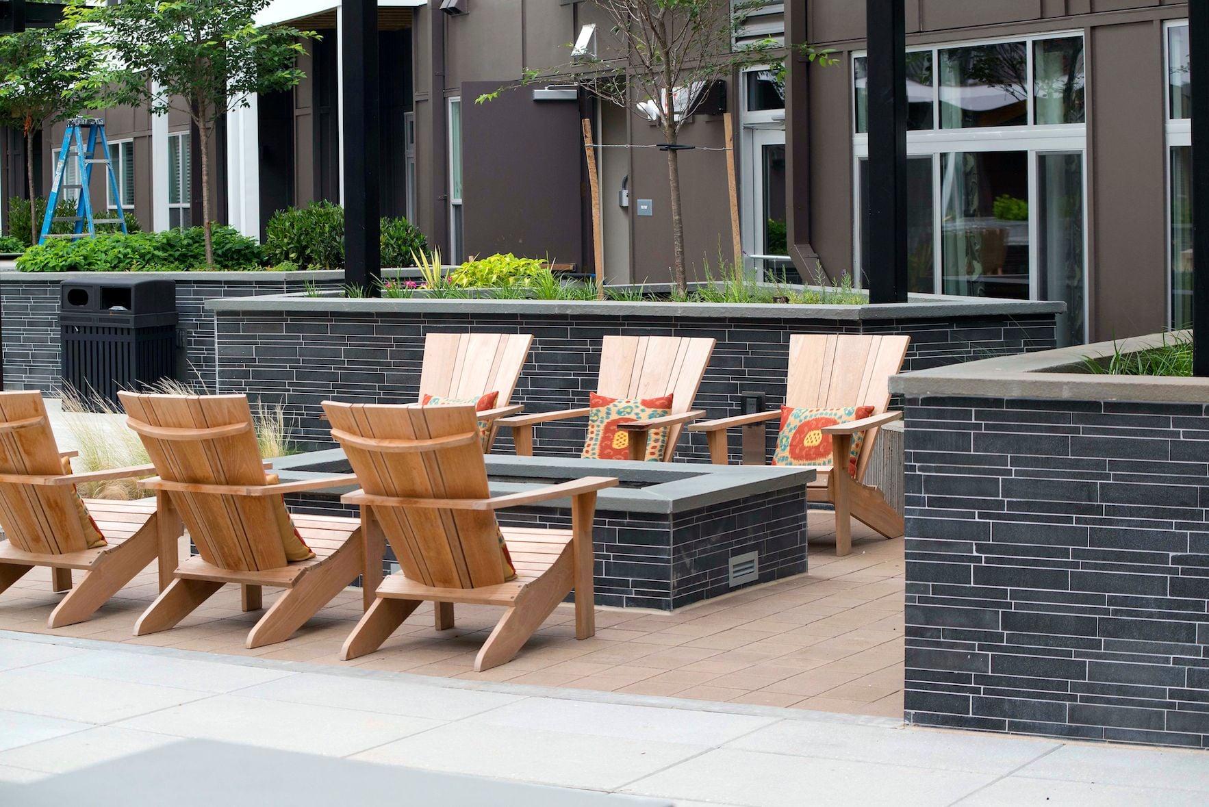 Exteriors Image -5c826571f2ef5